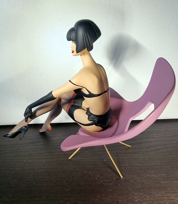 SAINT EMETT FIGURINE PIN UP KIM PU01